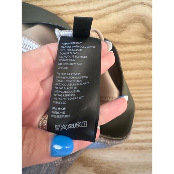 Anthropologie pants/slacks, snakeskin pattern, women’s size 29 - Picture 5 of 9